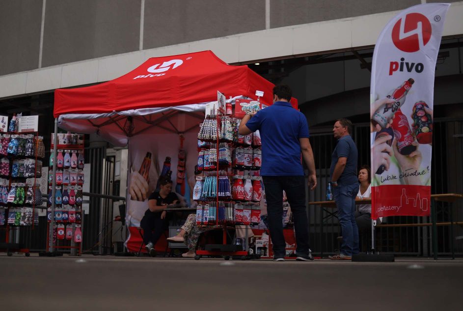 Zdjęcie stoiska marki pivo podczas Festiwalu Dobrego Browaru we Wrocławiu