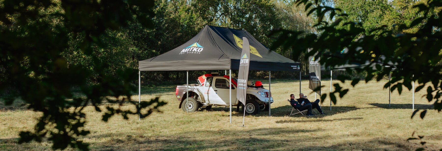 Namioty ekspresowe w wykorzystaniu przez offroad